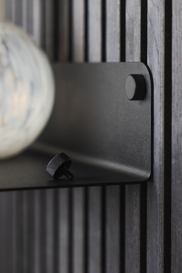 black-screws-600x900.png