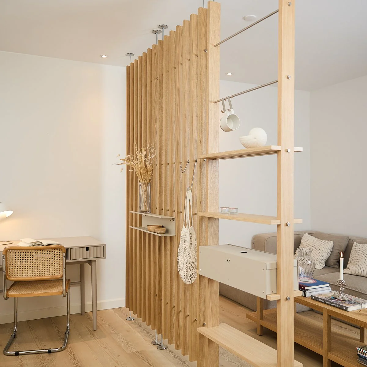 embrace_lifestyle_appartment_livingroom_1x1-130.jpg