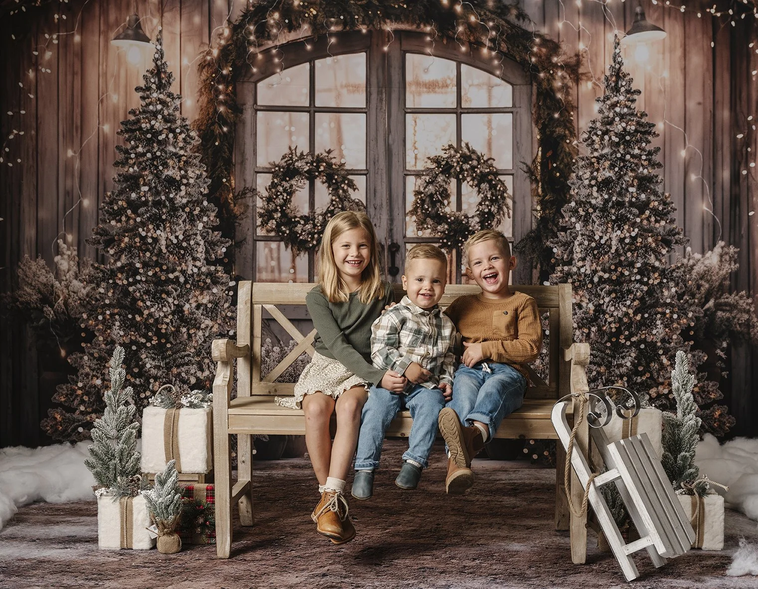 Outdoor Christmas Family Photo Shoot Ideas — free download