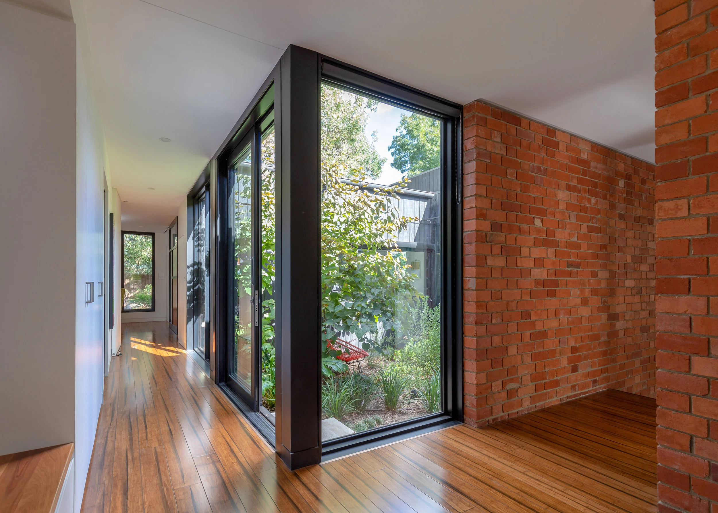 2915-resnew_Courtyard House_Rob Henry Architects_Light Studies_04.jpg