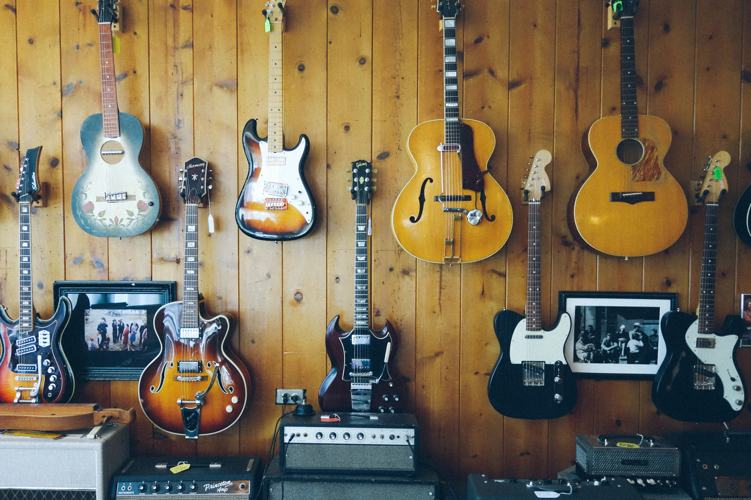5 Questions: Reuben Cox — Owner of LA’s Best Guitar Shop, Old Style