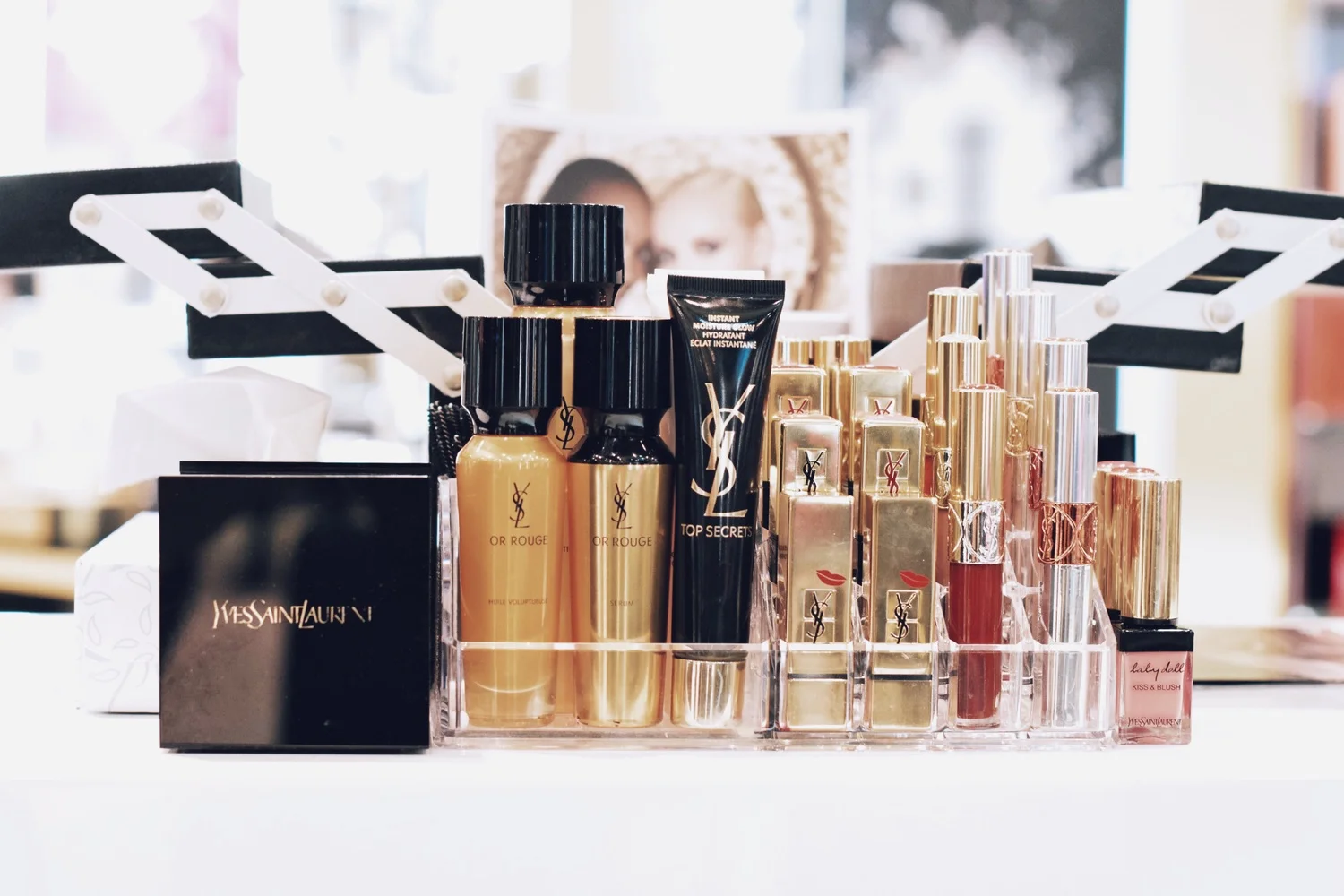 YVES SAINT LAURENT BEAUTÉ x GOOGLE GLASS