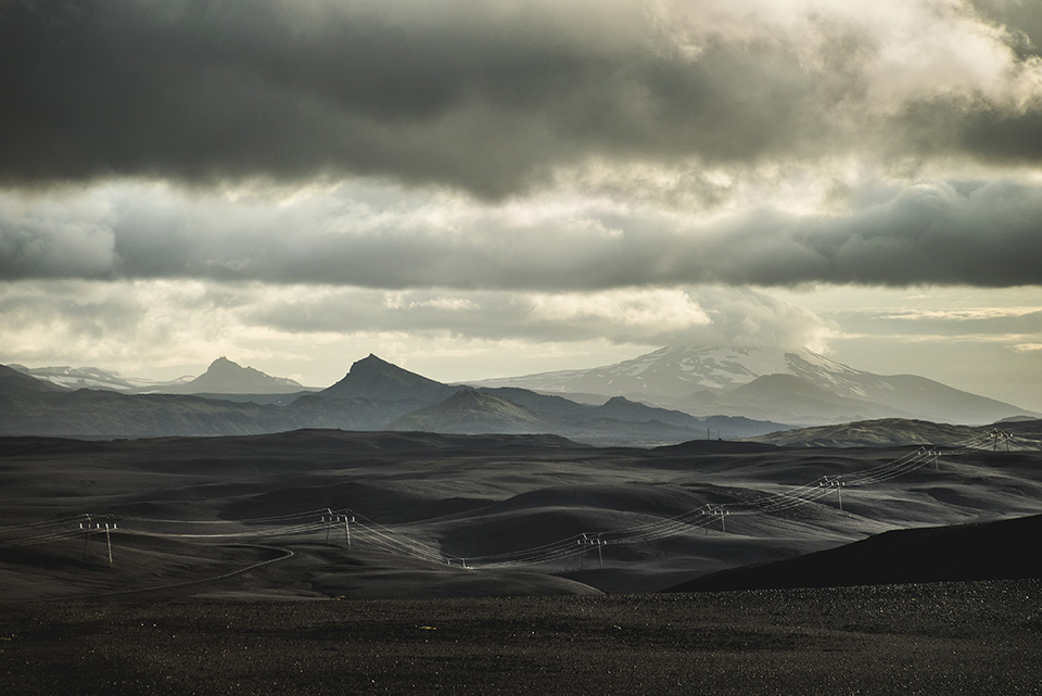 Mountains in the Fjallabak Nature reserve viewed from the southern edge of the highlands.