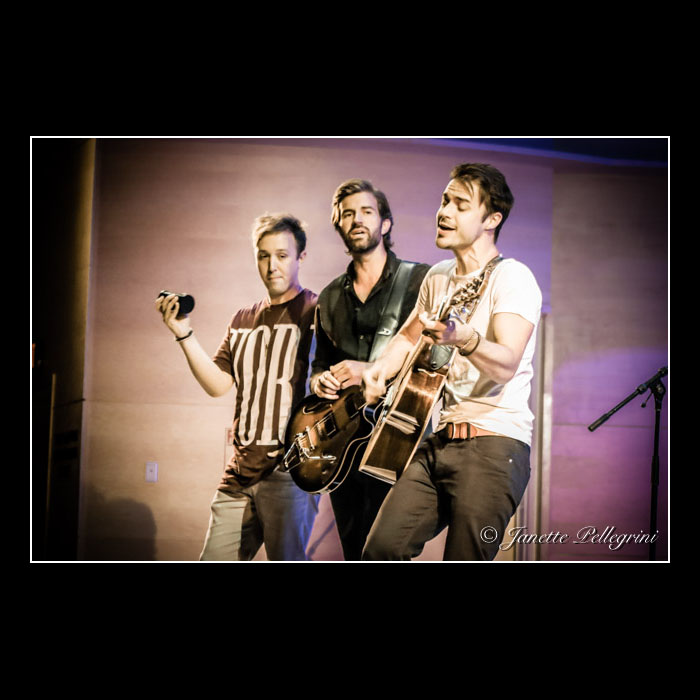 022 09-18-15 Kris Allen Adelphi 387 blog.jpg