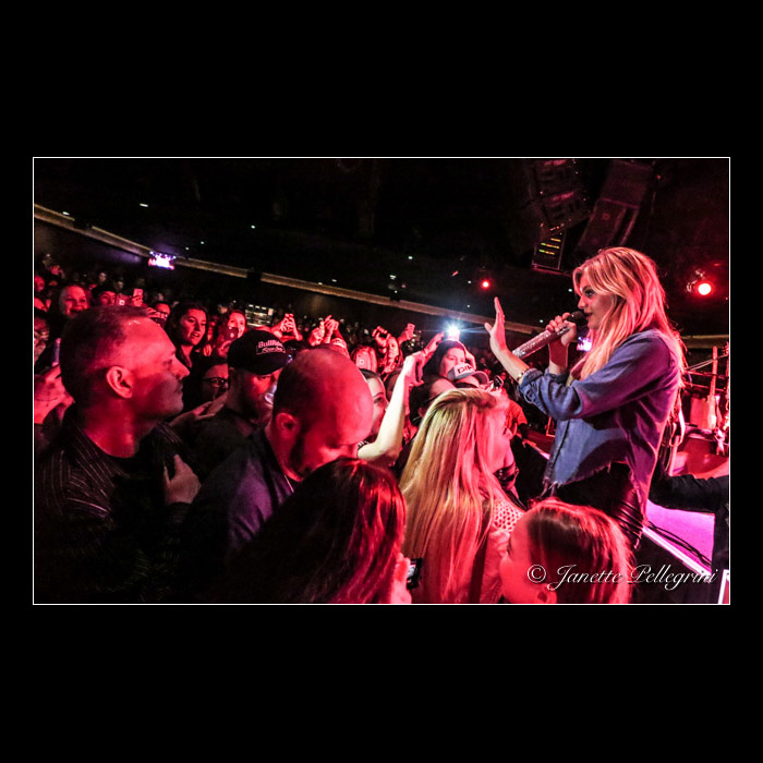 016 01-21-16 Kelsea Ballerini Starland 325 blog.jpg