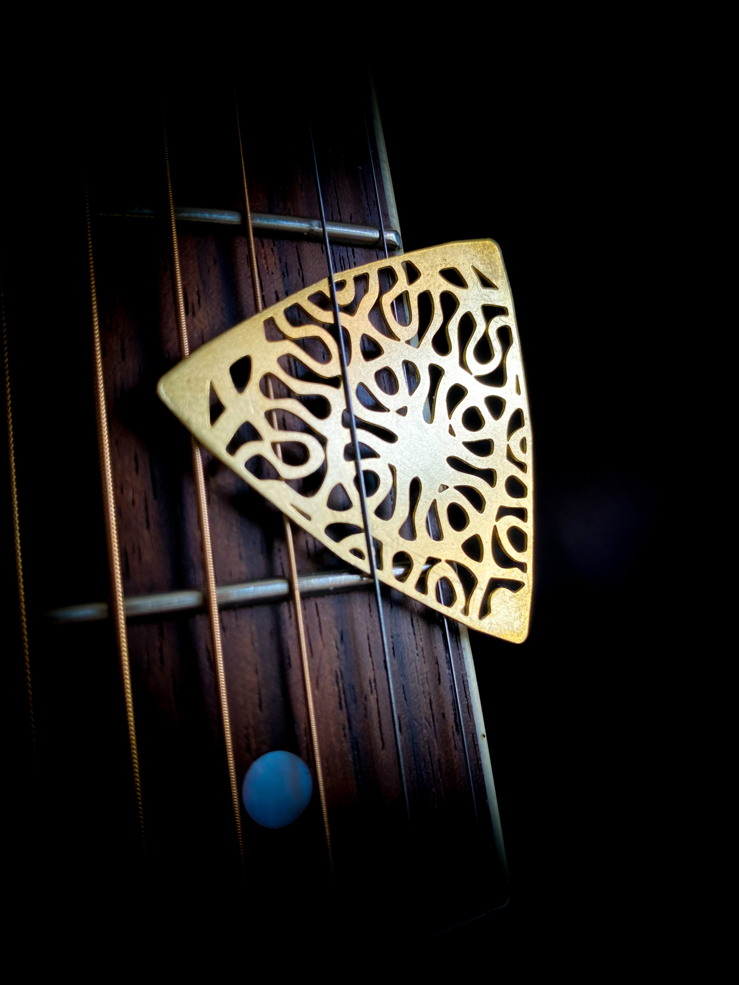 cymatic_triangle_metal_pick_1.jpg