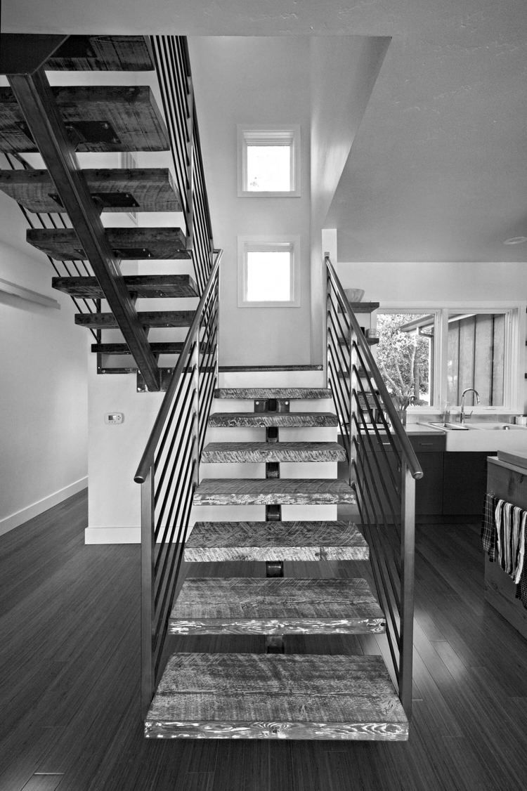 Graton+House+stairs+35+smallbw.jpg