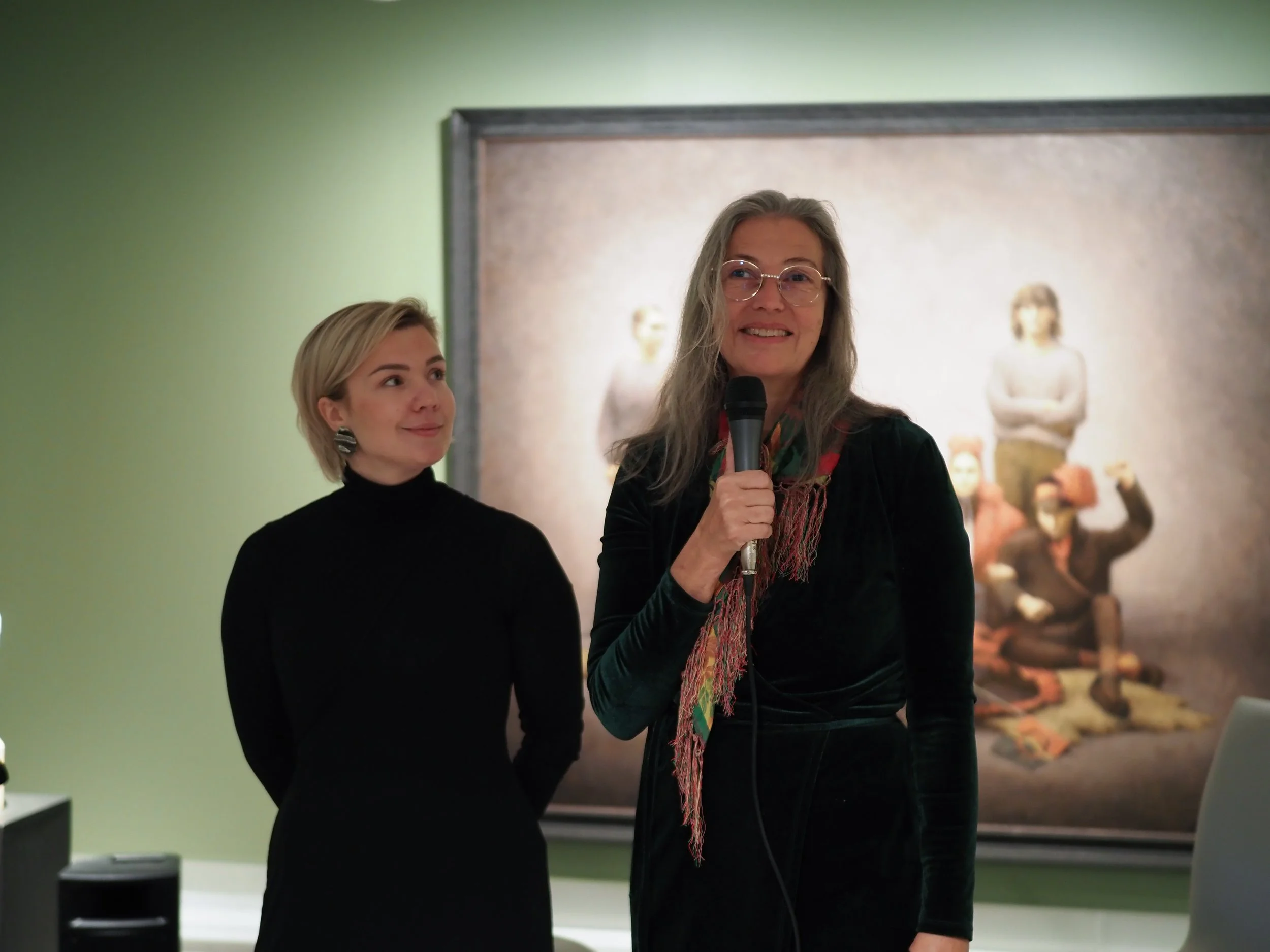  Leder Nina Tsy og styremedlem Julie Wærenskjold Foto: Alta kunstforening 