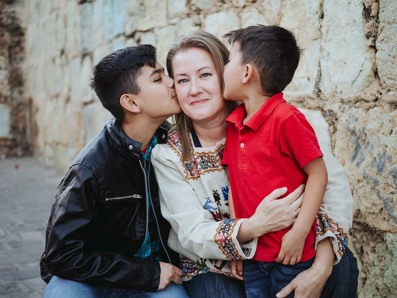 Flores Family-55.jpg