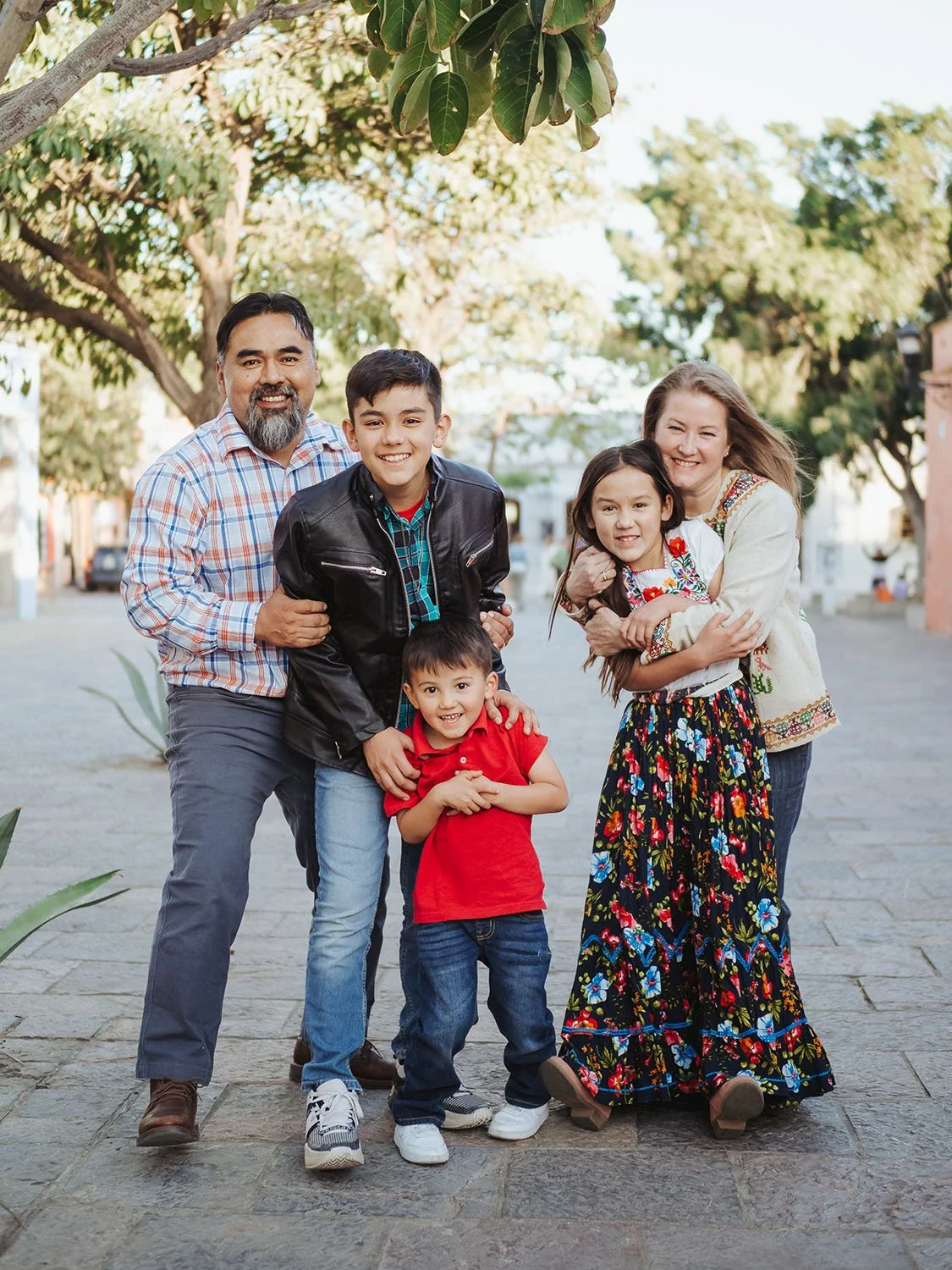 Flores Family-60.jpg