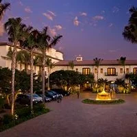 SoCal - Millennials in Travel Cocktails & Holiday Cheer Event