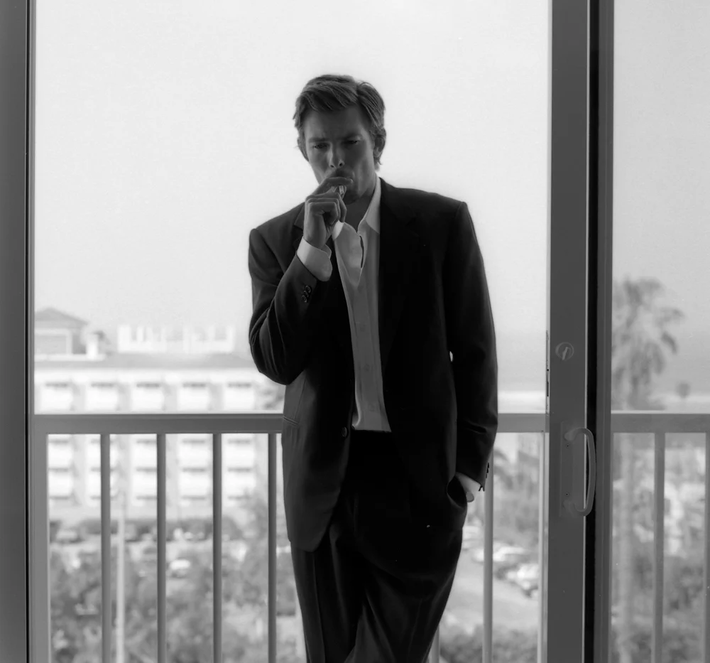 01_Richard Waiting 6.jpg
