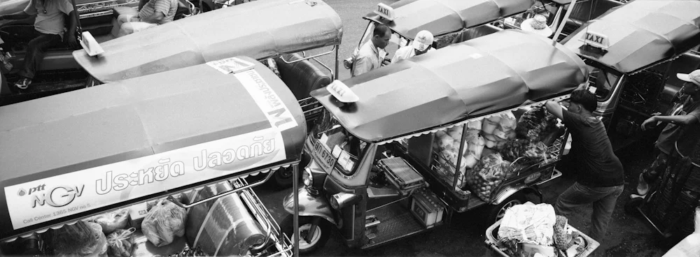 071TukTuk_3762_21_R.jpg