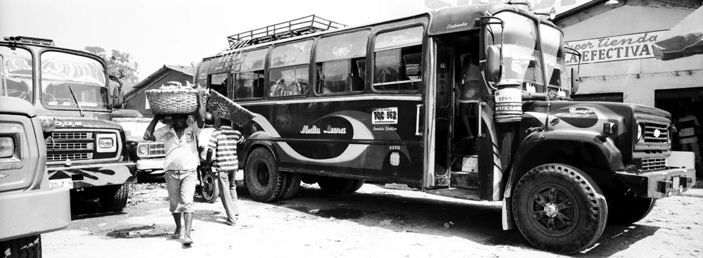 173BusAndBaskets_8142_19_R.jpg