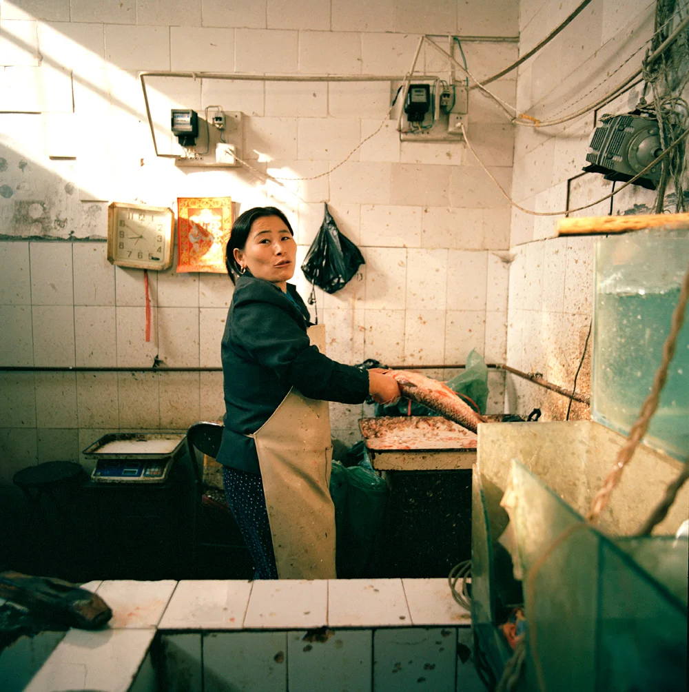 166FishLady_58600_6_R.jpg
