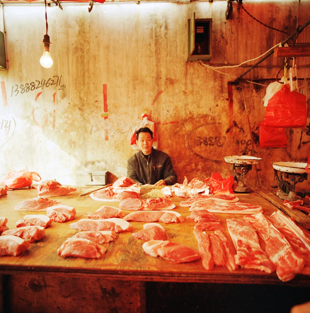 242MeatVendor_3978_2_R.jpg
