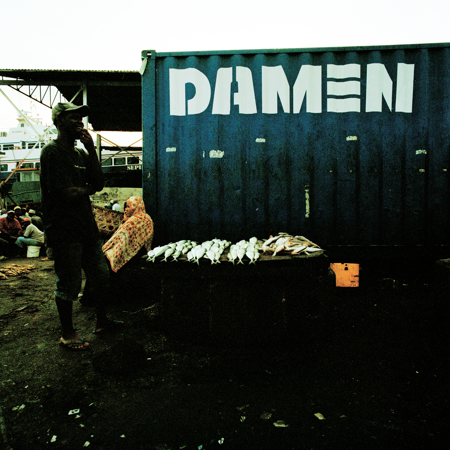 12_Damen_R.jpg