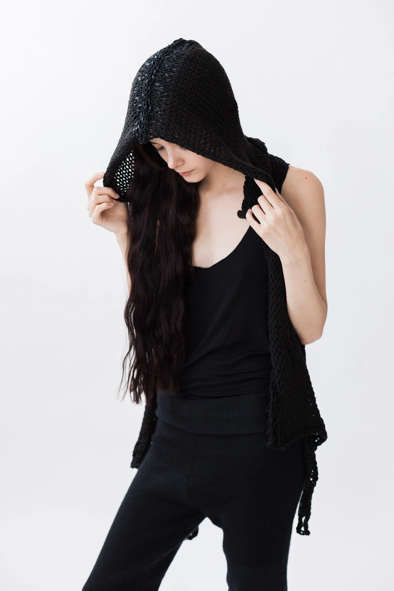 MORPH-FW14-womens_nix_vest-03.jpg