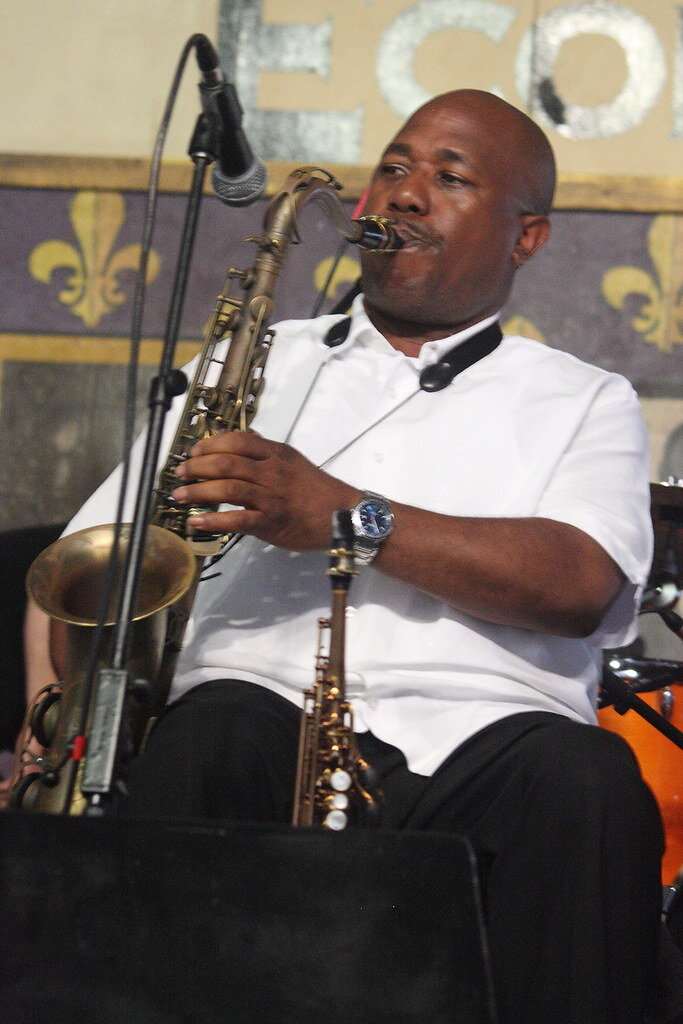 Original_Tuxedo_Jazz_Band_Magnolia_Entertainment_Roderick_Paulin_Saxophone.jpg