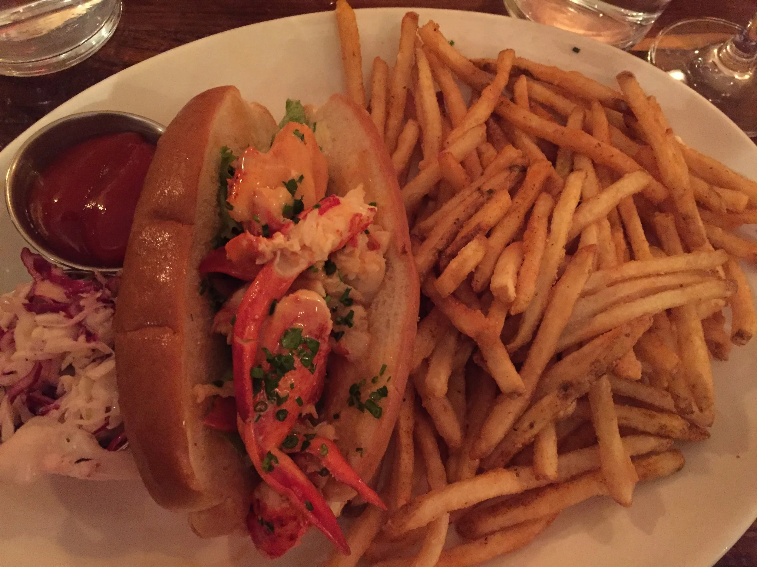 lobsterroll.JPG