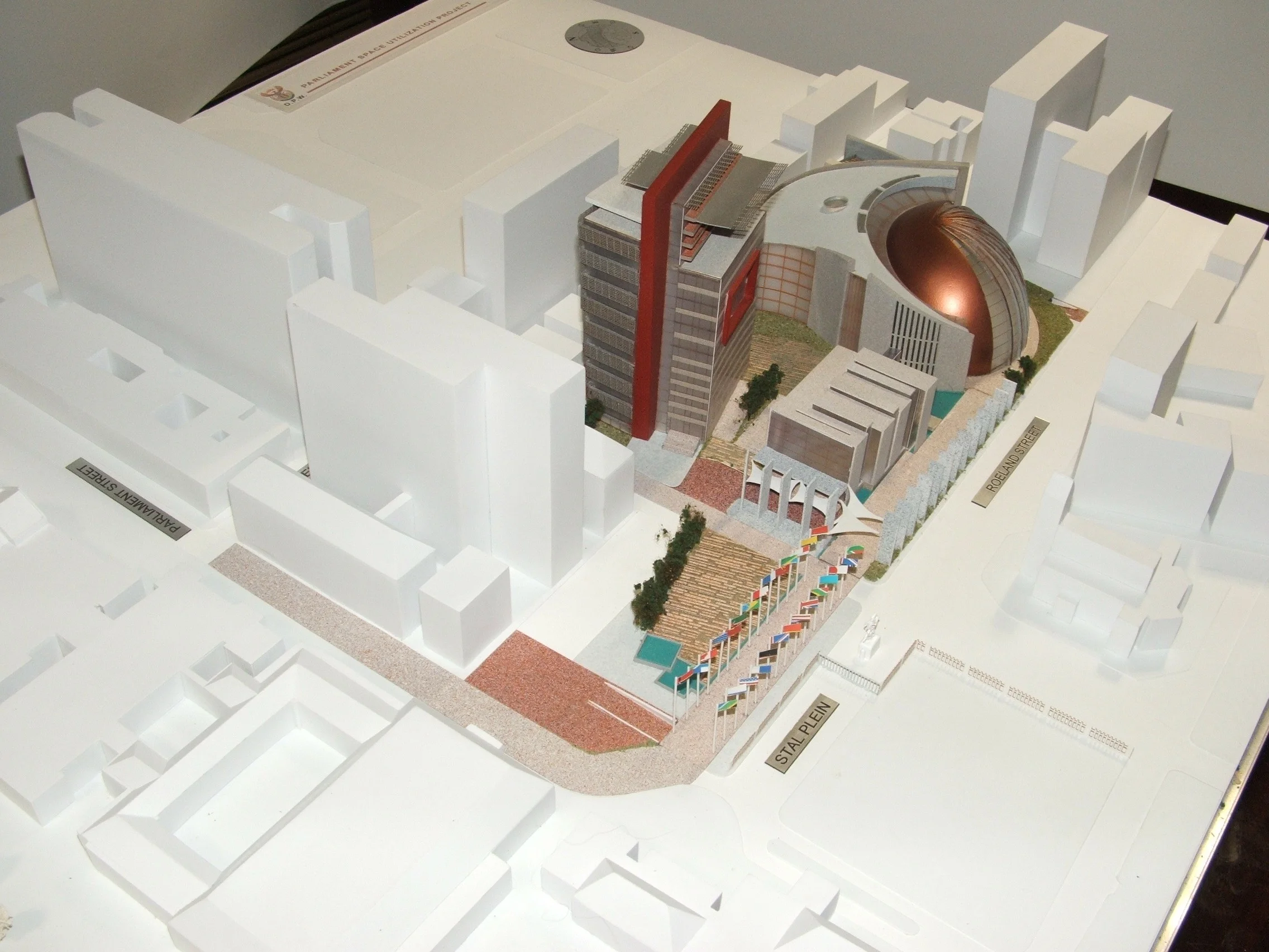 ParliamentPrecinct_05.jpg