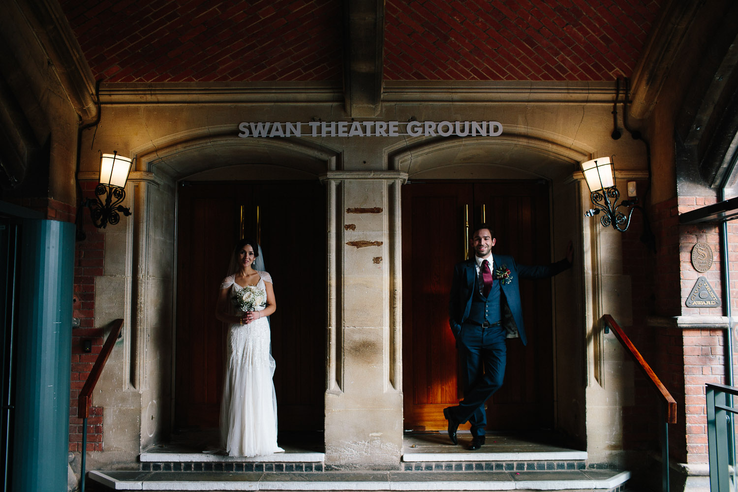 stratford_upon_avon_warwickshire_wedding_photography_theatre-46.jpg