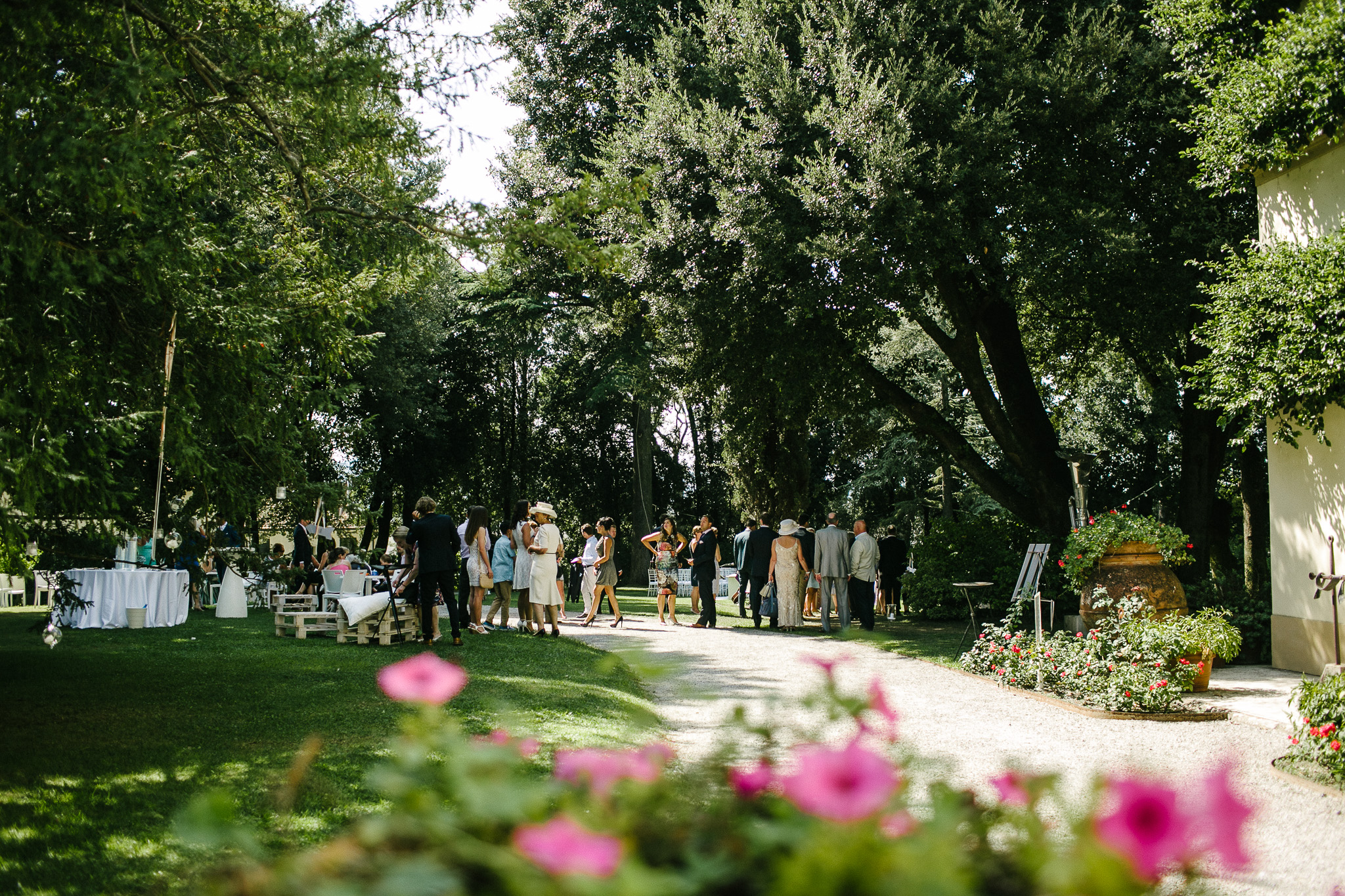 garden wedding tuscany