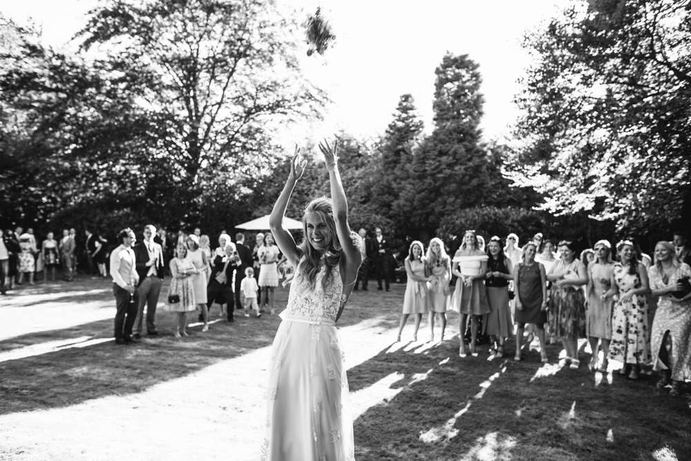 english_country_garden_wedding-118.jpg