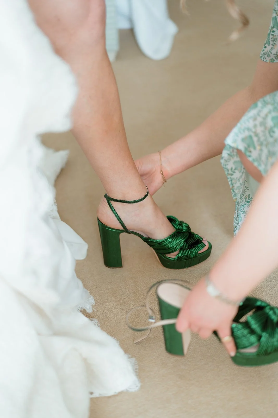 hertfordshire-garden-wedding-preparations 21.JPG