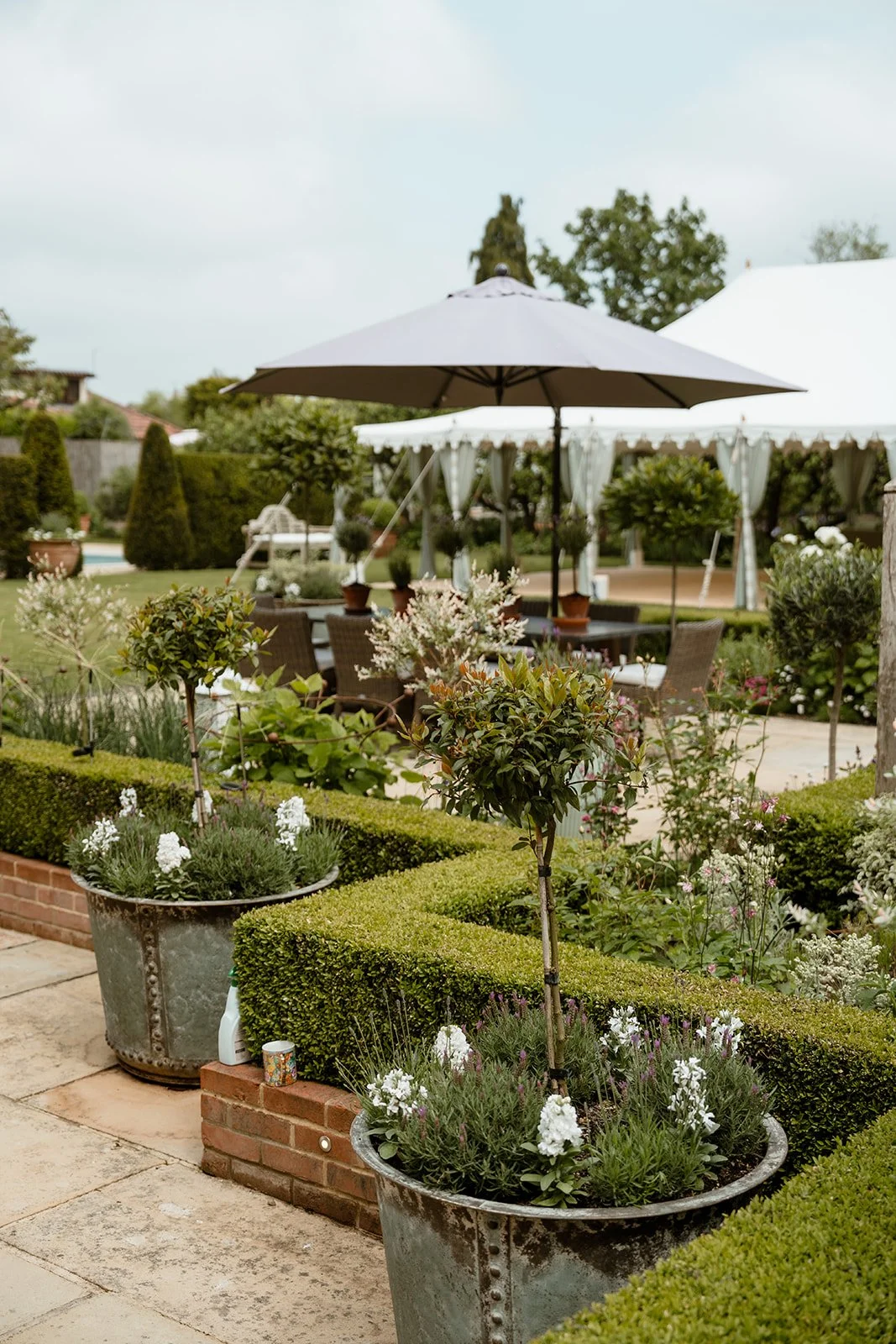hertfordshire-garden-wedding-preparations hertfordshire-marquee-setup1.jpg