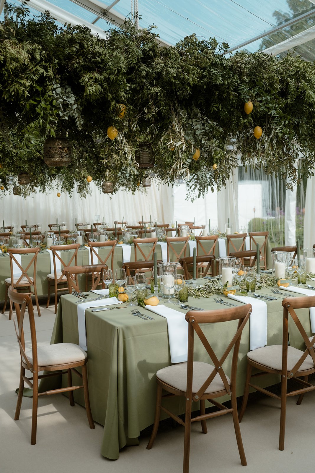 hertfordshire-garden-wedding-preparations hertfordshire-marquee-setup3.JPG