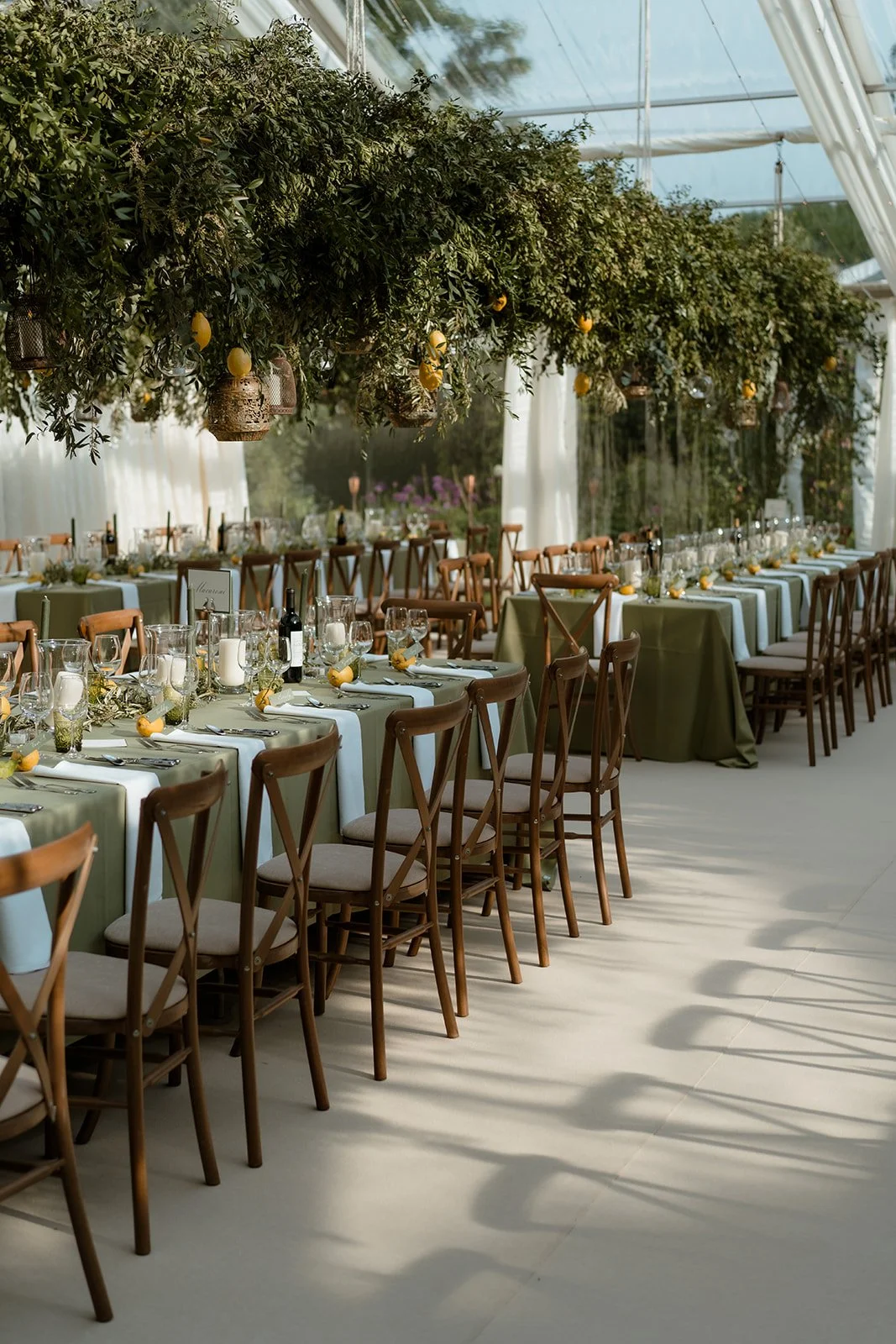 hertfordshire-garden-wedding-preparations hertfordshire-marquee-setup6.JPG