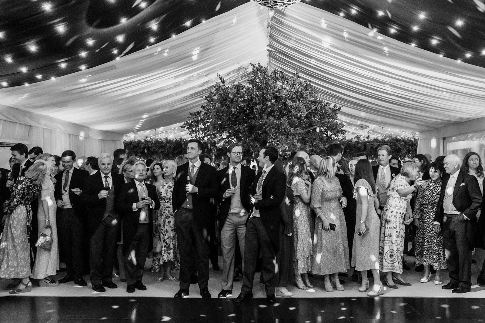 hertfordshire-marquee-wedding-dancing1.JPG