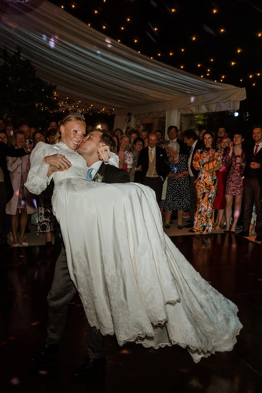 hertfordshire-marquee-wedding-dancing4.JPG