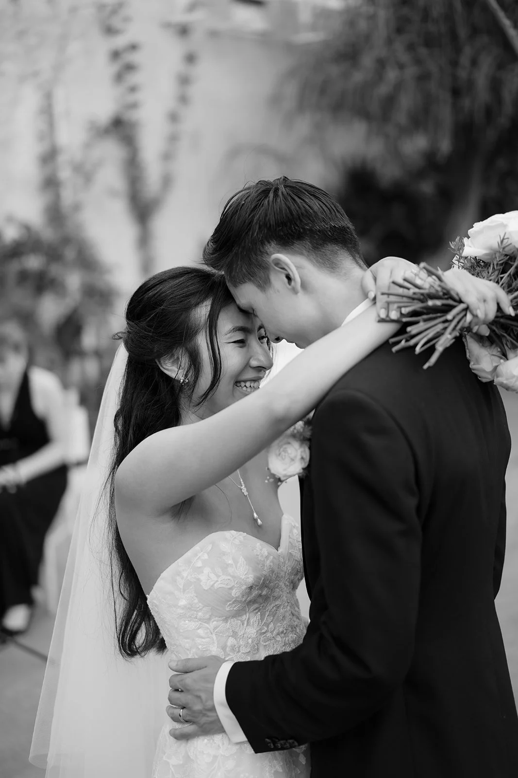 syon-park-bride-groom-portraits 83.JPG