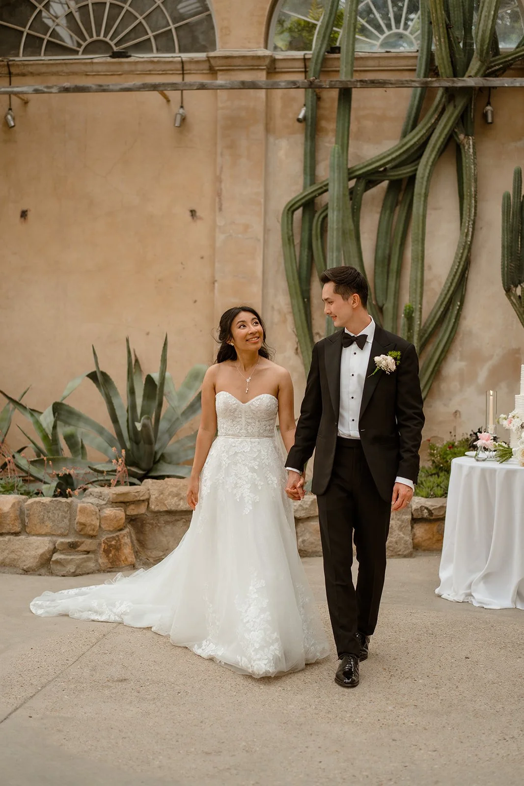 syon-park-great-conservatory-couple-portraits 74.JPG