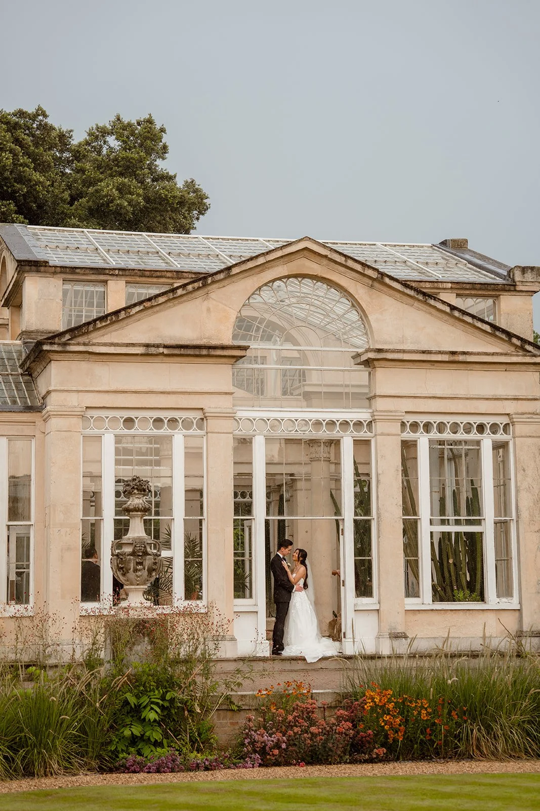 syon-park-great-conservatory-couple-portraits 78.JPG