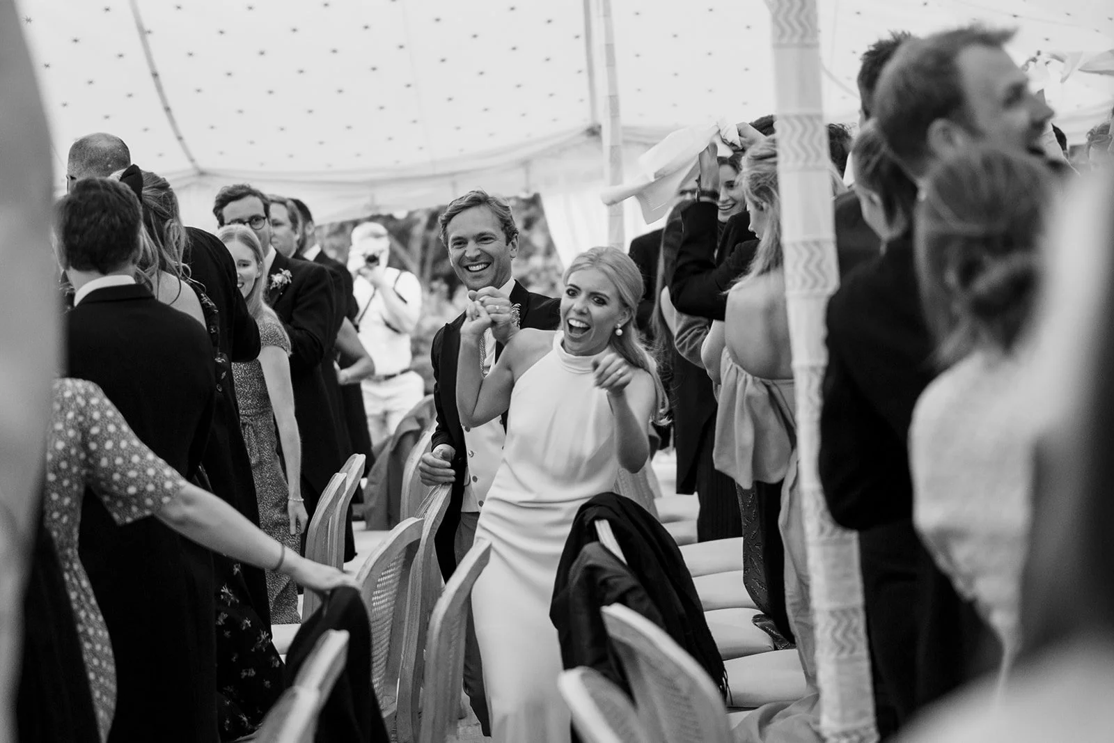 CHELSEA PHYSIC GARDEN WEDDING IN LONDON