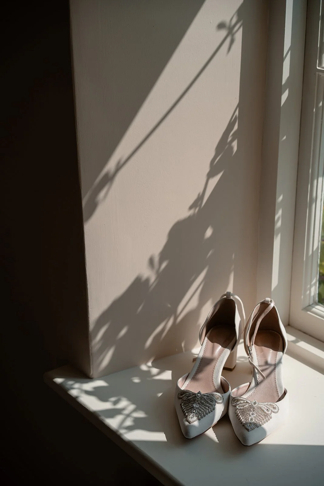 oxford-wedding-getting-ready-at-home10.JPG