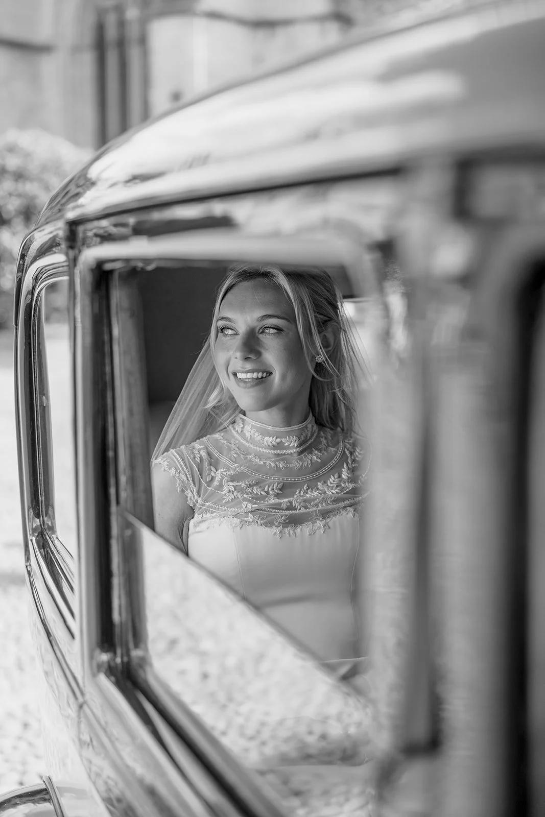 OXFORD WEDDING AT ST MARY’S CHURCH WITH PRIVATE GARDEN RECEPTION