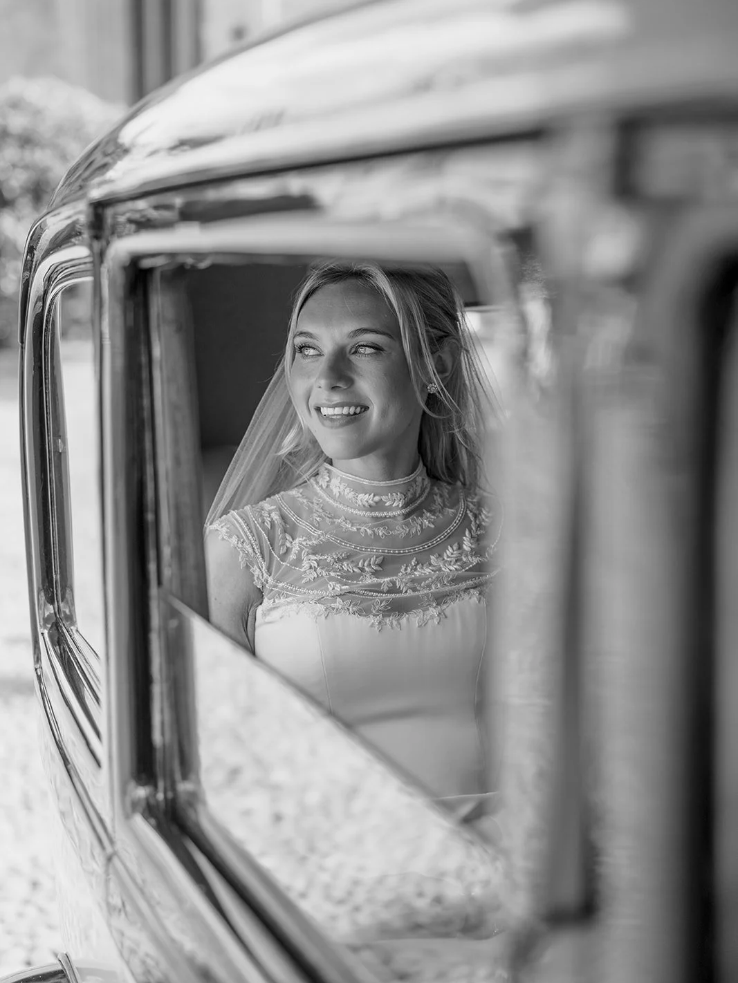 OXFORD WEDDING AT ST MARY’S CHURCH WITH PRIVATE GARDEN RECEPTION