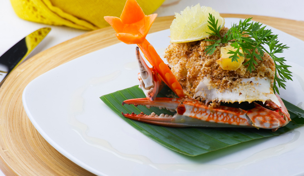 invite-to-paradise-sri-lanka-specialists-holiday-honeymoon-weddings-travel-agent-tour-operator-kandy-luxury-colonial-boutique-08-Seafood-Fusion-Cuisine.jpg