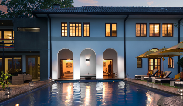 invite-to-paradise-sri-lanka-specialists-holiday-honeymoon-weddings-travel-agent-tour-operator-kandy-luxury-colonial-boutique-09-Swimming-Pool-At-Night.jpg