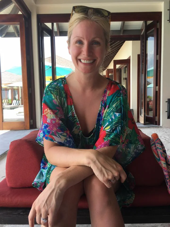 invite-to-paradise-sri-lanka-and-maldives-specialists-travel-agent-tour-operator-customer-review--feedback-joel-rhian-atmopshere-kanifushi-bar.jpg