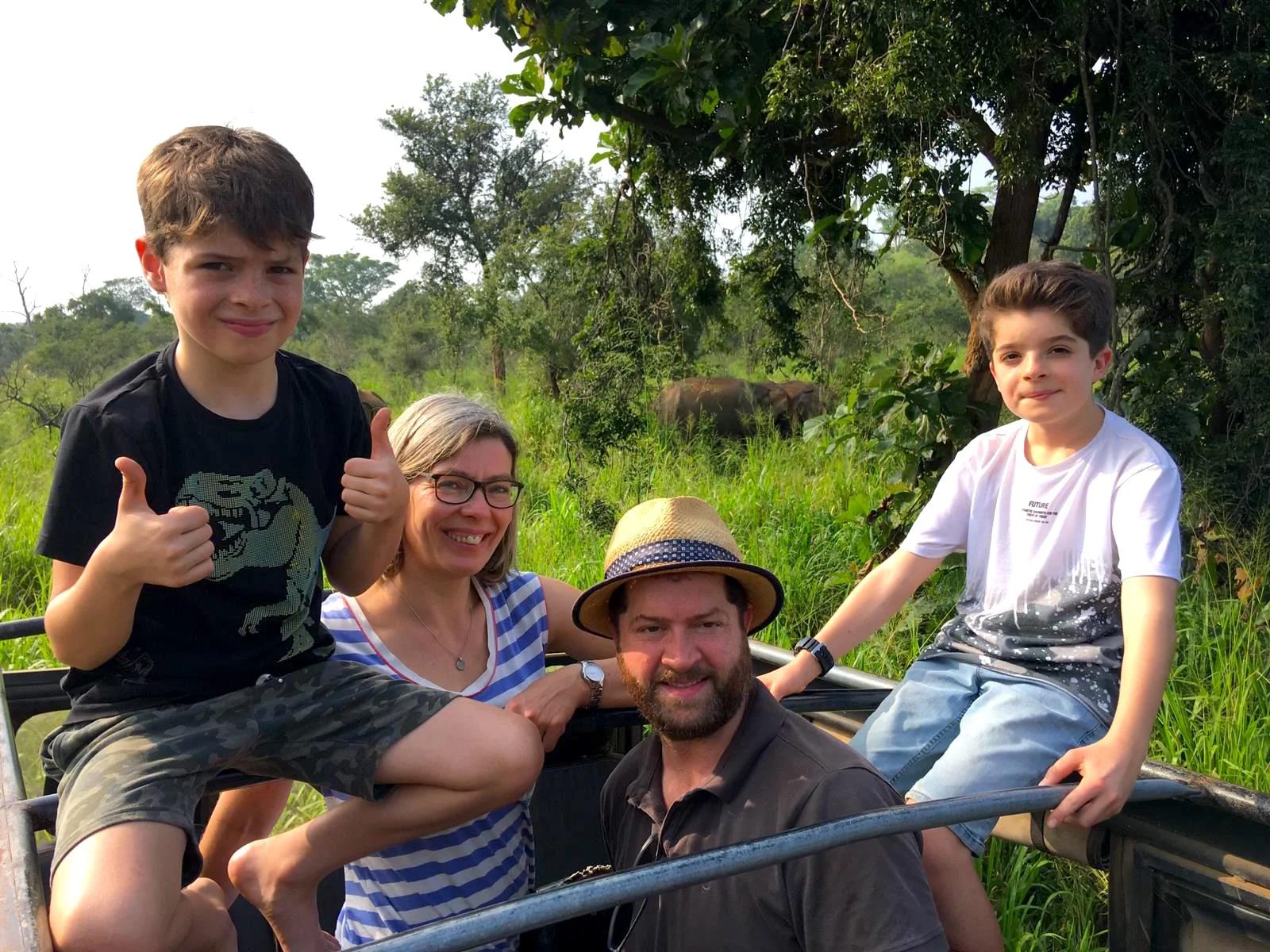 invite-to-paradise-sri-lanka-family-holiday-specialists-customer-feedback-pickering-elephant-safari-.jpg