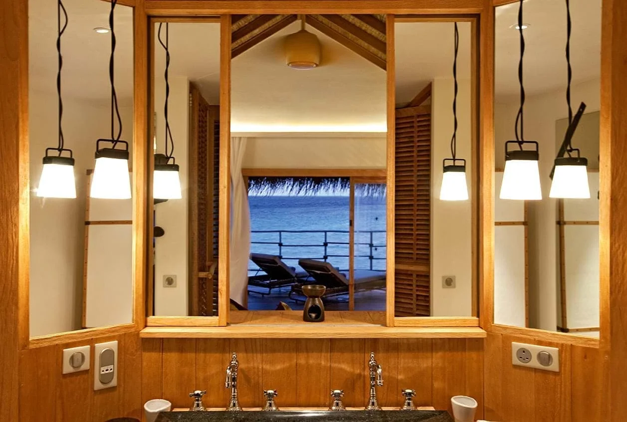 maldives-constance-moofushi-specialists-experts-travel-agent-tour-operator-invite-to-paradise-water-villa-14.jpg