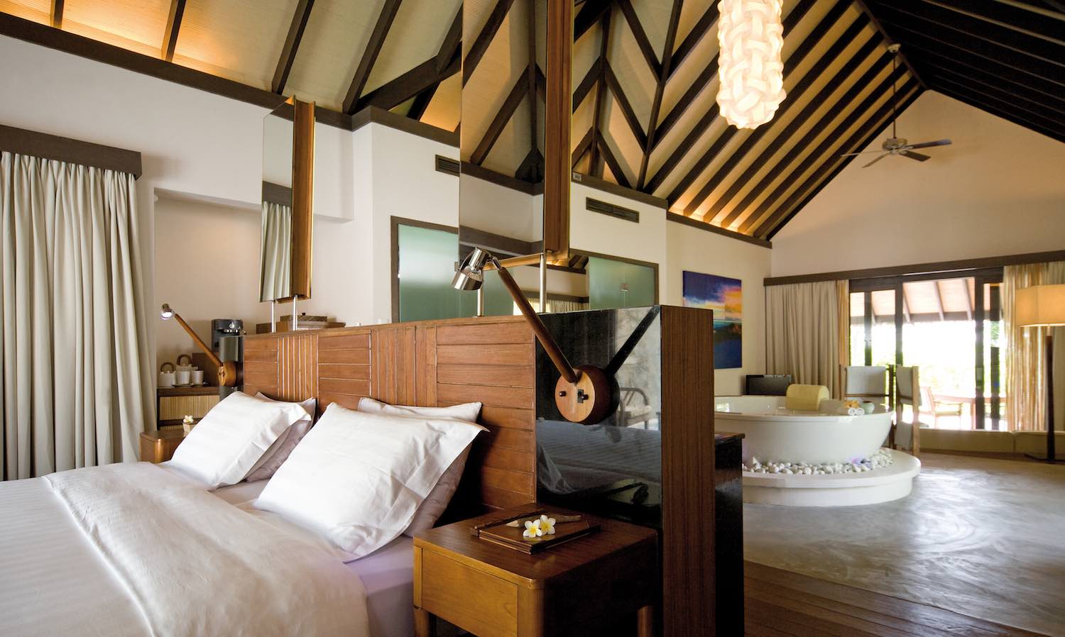 maldives-coco-bodu-hithi-island-villa-holiday-honeymoon-vacation-invite-to-paradise.jpg