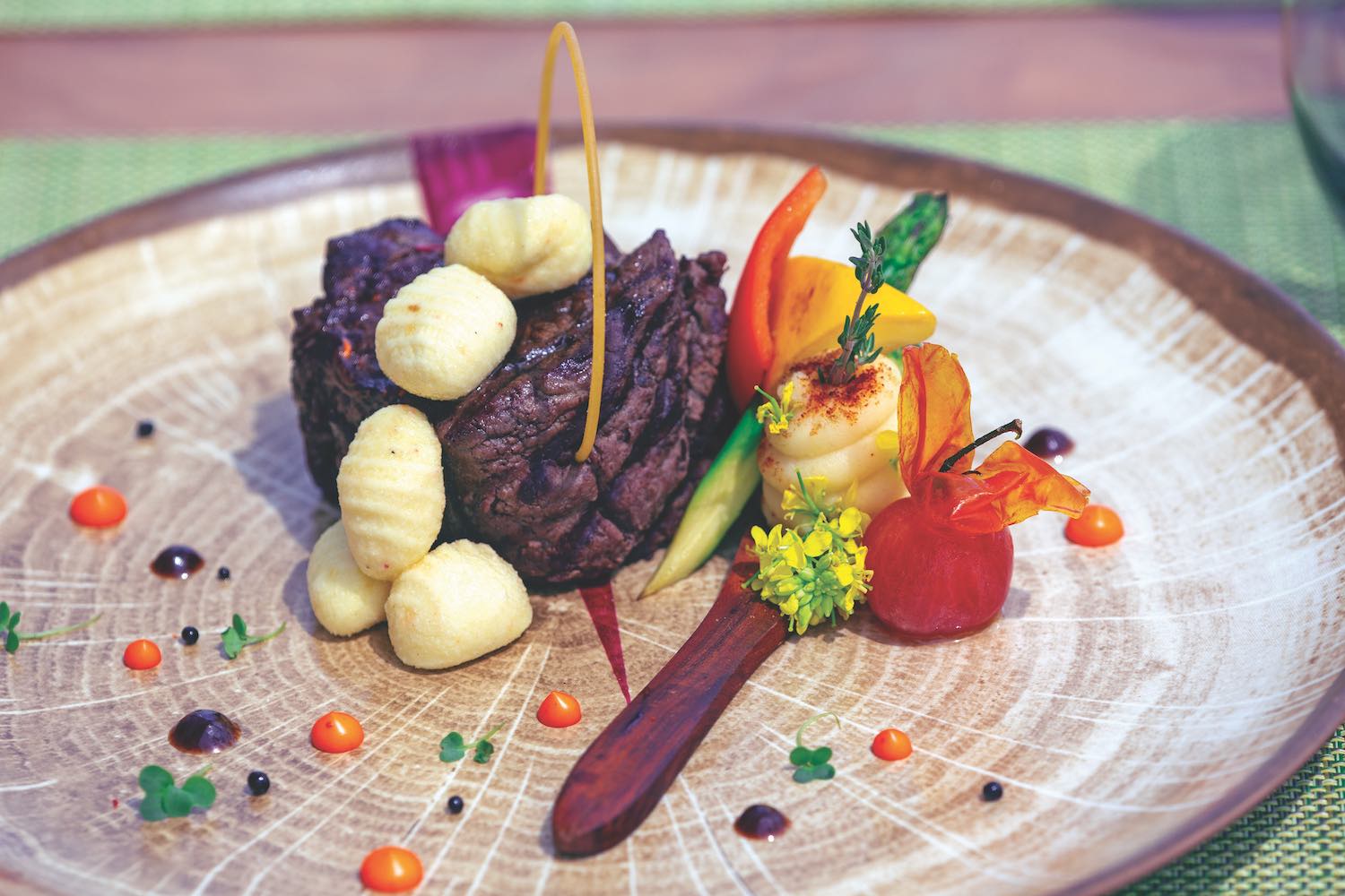 maldives-oblu-select-at-sangeli-speciality-4-dining-holiday-honeymoon-vacation-invite-to-paradise.jpg