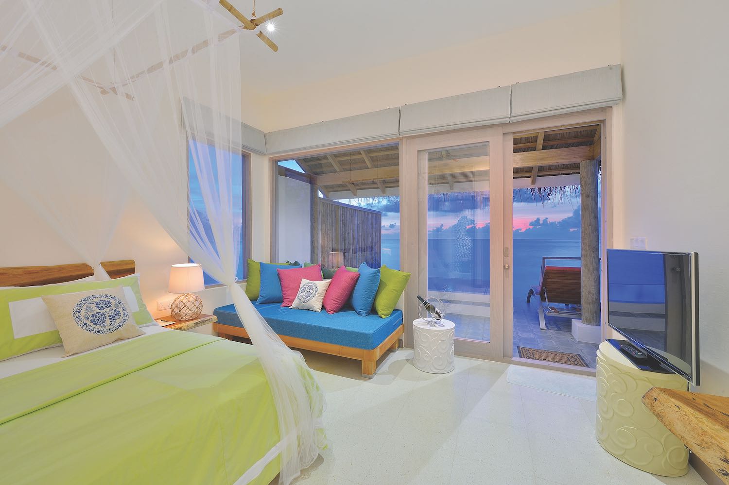 maldives-oblu-by-atmosphere-at-helengeli-lagoon-villa-holiday-honeymoon-vacation-invite-to-paradise.jpg