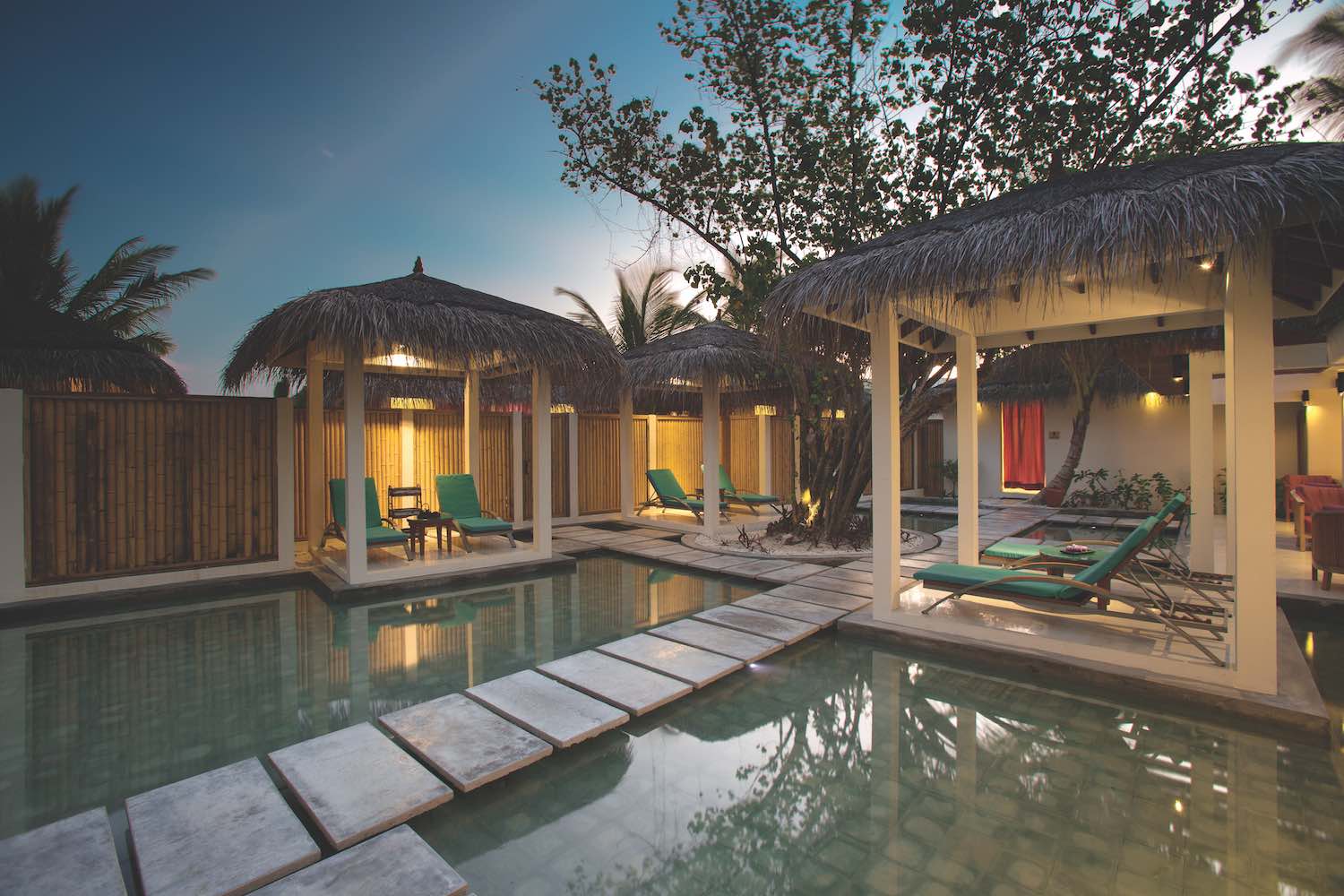 maldives-oblu-by-atmosphere-at-helengeli-elena-spa-2-holiday-honeymoon-vacation-invite-to-paradise.jpg